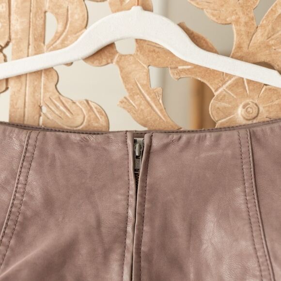 Free People Leather Look Mauve/Brown Mini Skirt size 4 - Picture 5 of 7